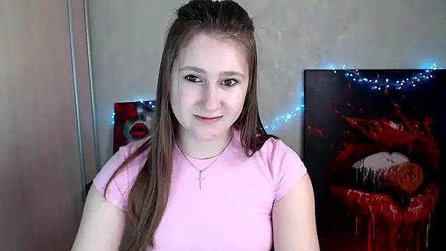 Snapshot of Milka_kamila chatting on April 10, 2026, 11:39 am Milka kamila online show from April 10, 2026, 11:39 am