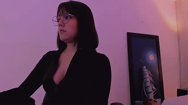 Snapshot of AnnaraLein chatting on November 19, 2025, 3:28 am AnnaraLein online show from November 19, 2025, 3:28 am