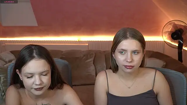 Tiana Princesss online show from November 27, 2025, 3:34 pm