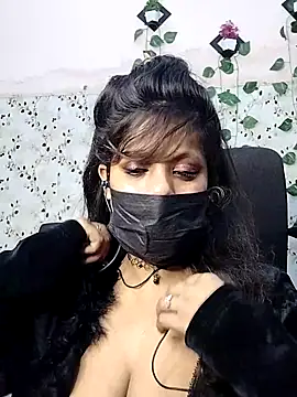 Snapshot of aliyaa9900 chatting on November 9, 2025, 7:07 pm aliyaa9900 online show from November 9, 2025, 7:07 pm