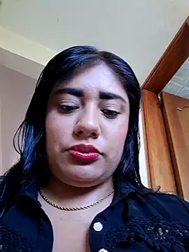 Snapshot of Monse--145 chatting on November 7, 2025, 2:54 pm Monse--145 online show from November 7, 2025, 2:54 pm