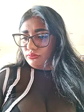 Snapshot of Monse--145 chatting on December 3, 2025, 4:06 pm Monse--145 online show from December 3, 2025, 4:06 pm