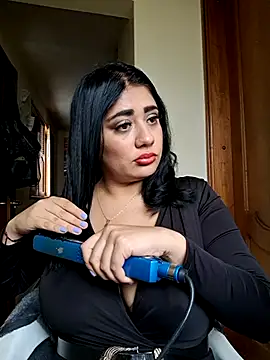 Snapshot of Monse--145 chatting on September 24, 2025, 1:39 pm Monse--145 online show from September 24, 2025, 1:39 pm