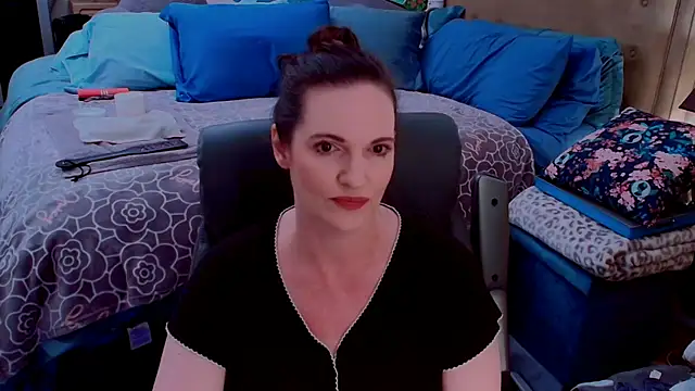 Snapshot of ninajaymes chatting on June 23, 2026, 12:52 am ninajaymes online show from June 23, 2026, 12:52 am