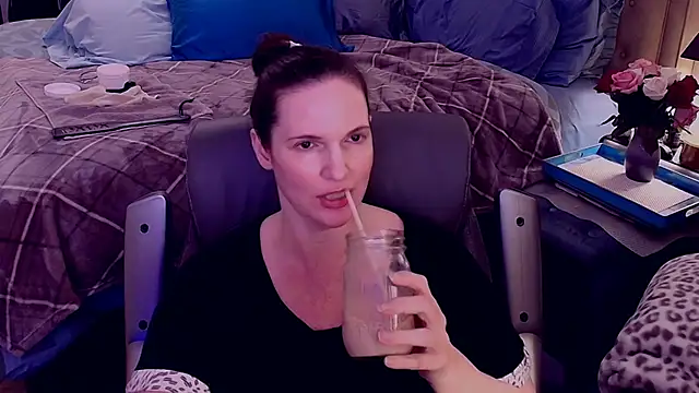Snapshot of ninajaymes chatting on February 2, 2025, 3:21 am ninajaymes online show from February 2, 2025, 3:21 am