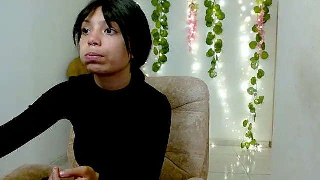 EIVIY1609 online show from November 4, 2025, 1:04 pm