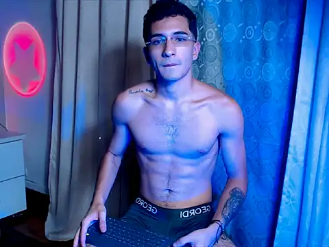 eriikjoness online show from October 18, 2025, 7:27 pm