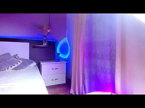 eriikjoness online show from November 22, 2025, 6:07 pm