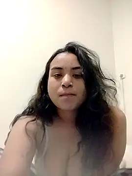 SoakedUpKitty- online show from November 25, 2025, 4:02 am