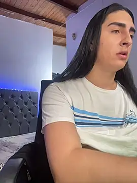 Snapshot of lola_diez chatting on March 26, 2026, 9:35 pm lola diez online show from March 26, 2026, 9:35 pm