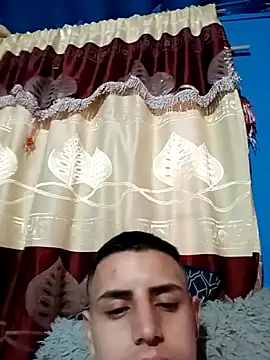 Snapshot of 1C2AM22 chatting on November 18, 2025, 11:13 am 1C2AM22 online show from November 18, 2025, 11:13 am