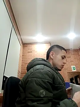 Snapshot of 1C2AM22 chatting on October 22, 2025, 3:17 am 1C2AM22 online show from October 22, 2025, 3:17 am