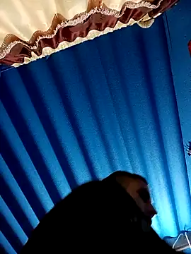 Snapshot of 1C2AM22 chatting on October 24, 2025, 11:42 am 1C2AM22 online show from October 24, 2025, 11:42 am