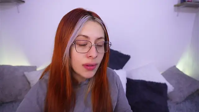 SophiieCumsx online show from October 9, 2025, 11:22 am