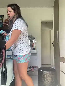 Snapshot of cat9269 chatting on November 21, 2025, 11:31 am cat9269 online show from November 21, 2025, 11:31 am