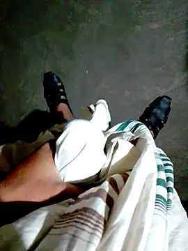 bigdaddyboy46 online show from October 8, 2025, 6:19 pm