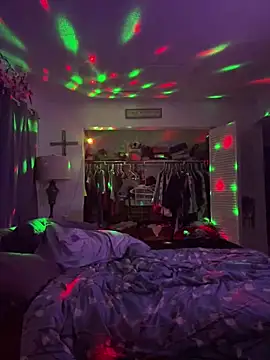 Snapshot of Goldenndoll chatting on September 16, 2025, 3:29 am Goldenndoll online show from September 16, 2025, 3:29 am