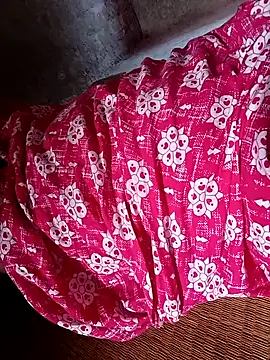 riyaroy134  online show from October 21, 2025, 4:34 am