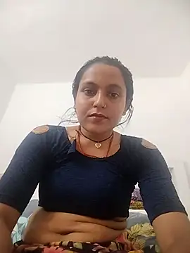 Snapshot of Sonam_shinde chatting on April 17, 2026, 5:54 am Sonam shinde online show from April 17, 2026, 5:54 am