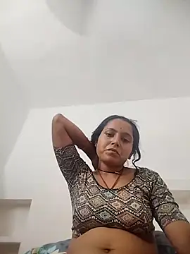 Snapshot of Sonam_shinde chatting on April 28, 2026, 6:18 am Sonam shinde online show from April 28, 2026, 6:18 am