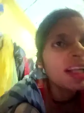 Snapshot of Punam_jindal chatting on April 22, 2026, 10:33 am Punam jindal online show from April 22, 2026, 10:33 am
