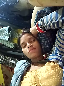 Snapshot of Punam_jindal chatting on February 8, 2026, 3:43 pm Punam jindal online show from February 8, 2026, 3:43 pm