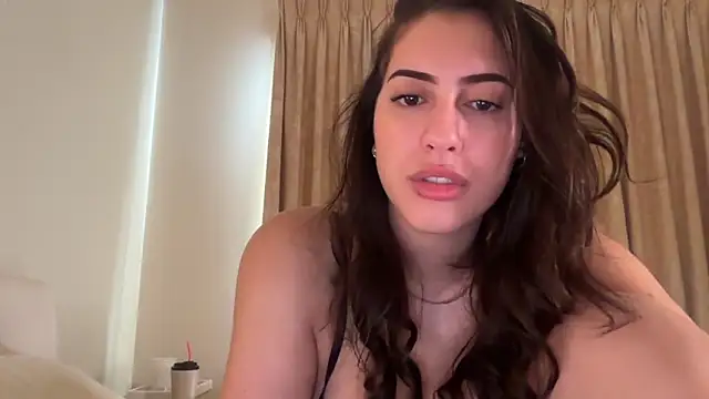 sieeena online show from June 11, 2026, 2:53 am