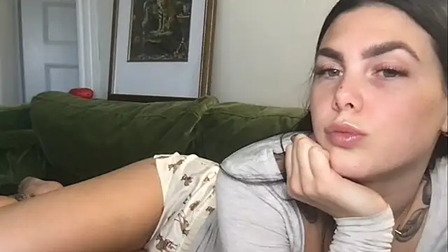 stacywithu online show from December 3, 2025, 7:13 pm