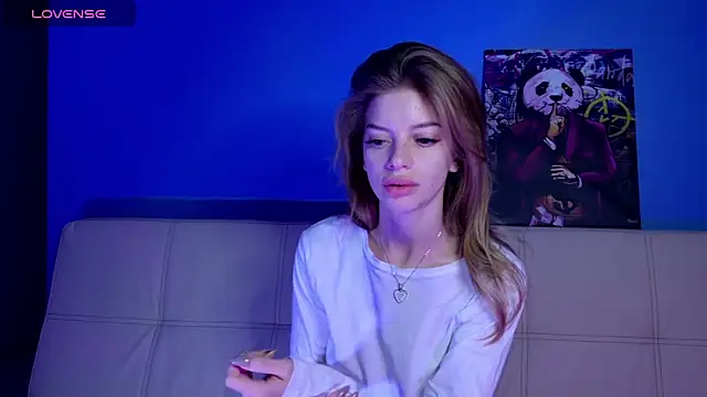 mari  papi online show from October 8, 2025, 11:01 am