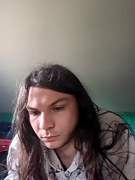 redroze1999 online show from September 24, 2025, 8:37 pm