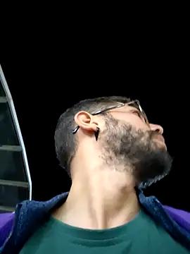 Snapshot of DanteWinter chatting on November 8, 2025, 2:26 am DanteWinter online show from November 8, 2025, 2:26 am