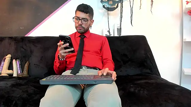 Snapshot of DanteWinter chatting on October 27, 2025, 3:29 am DanteWinter online show from October 27, 2025, 3:29 am