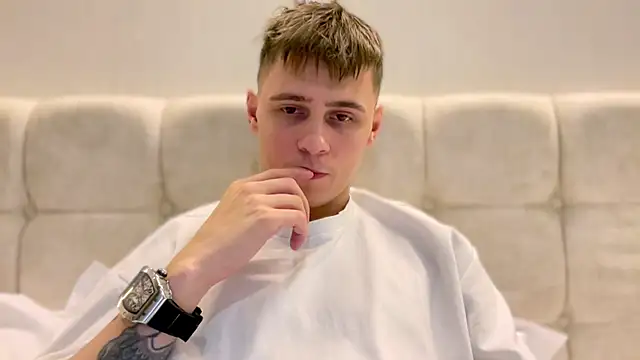 Snapshot of Tyler_Garner chatting on September 8, 2025, 4:50 pm Tyler Garner online show from September 8, 2025, 4:50 pm