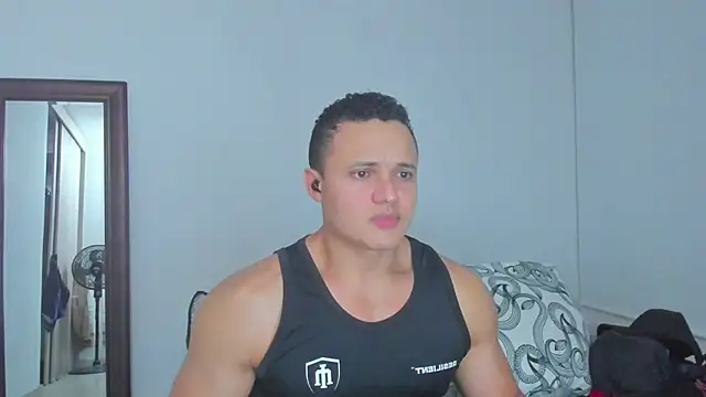 KingLevi01 online show from August 3, 2026, 11:53 pm