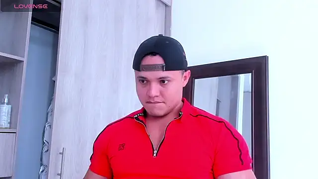 KingLevi01 online show from January 18, 2026, 3:04 pm