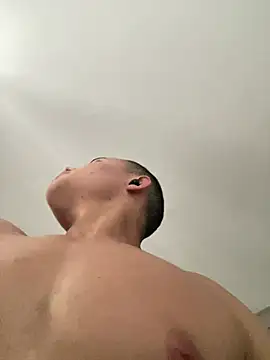 KingLevi01 online show from July 15, 2026, 10:39 pm
