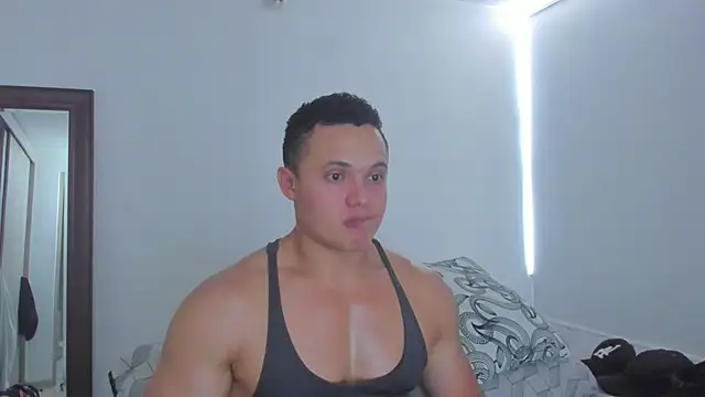 KingLevi01 online show from July 31, 2026, 9:34 pm