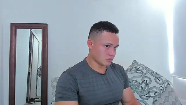 KingLevi01 online show from June 5, 2026, 5:29 pm
