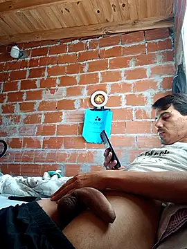 Snapshot of luiscasco387 chatting on March 25, 2026, 6:07 pm luiscasco387 online show from March 25, 2026, 6:07 pm