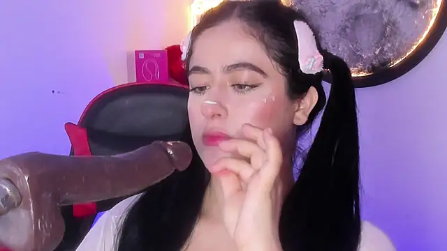 Snapshot of lana_grenville chatting on November 7, 2025, 1:26 pm lana grenville online show from November 7, 2025, 1:26 pm