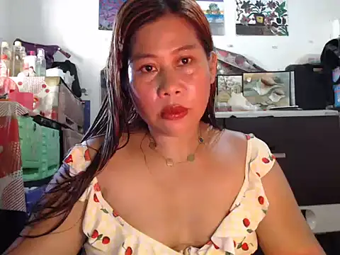 Snapshot of filipina_beauty chatting on April 8, 2026, 4:25 am filipina beauty online show from April 8, 2026, 4:25 am