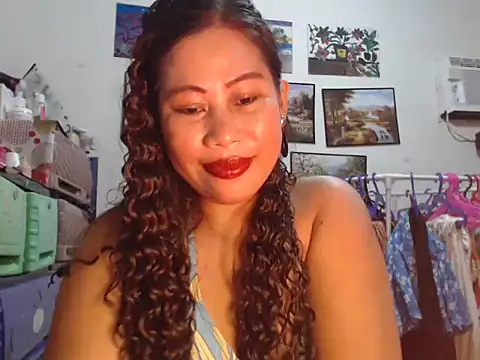 Snapshot of filipina_beauty chatting on October 30, 2025, 6:05 pm filipina beauty online show from October 30, 2025, 6:05 pm