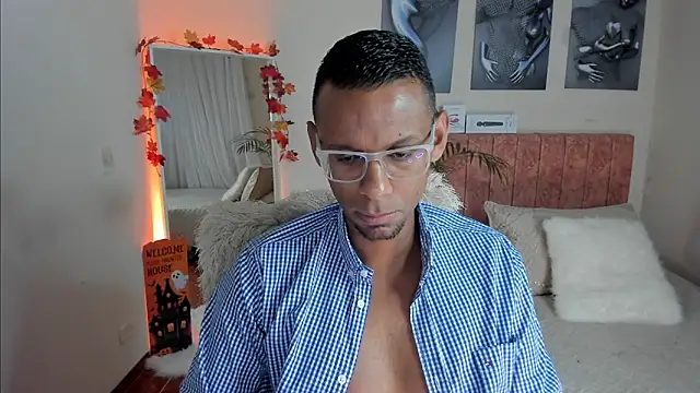 KingEdward  online show from October 20, 2025, 10:16 am