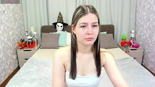 AmelliaClark online show from October 27, 2025, 2:12 am