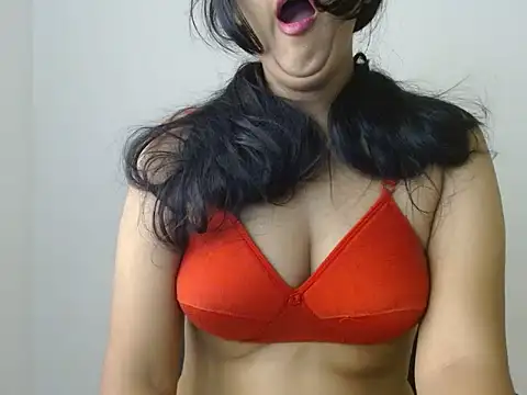priya 022 online show from October 1, 2025, 3:44 am