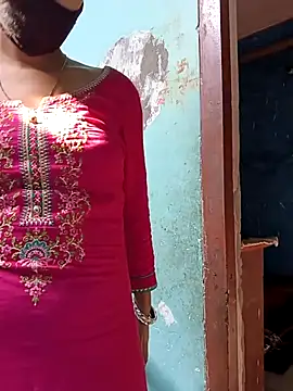 Komal-Rajput online show from November 14, 2025, 7:34 am