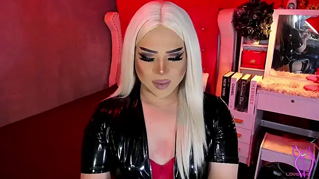 Snapshot of gordeushotcummer chatting on November 6, 2025, 1:42 am gordeushotcummer online show from November 6, 2025, 1:42 am