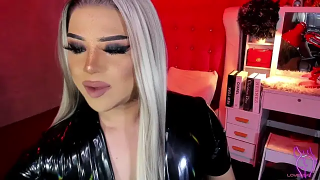 Snapshot of gordeushotcummer chatting on November 10, 2025, 12:26 am gordeushotcummer online show from November 10, 2025, 12:26 am