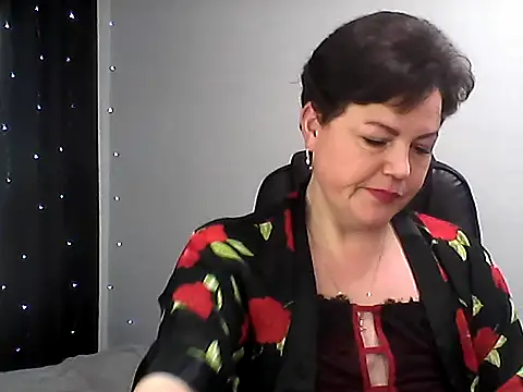 EllaLove2277 online show from December 21, 2025, 6:09 pm