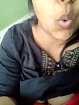 Snapshot of bitch-horny chatting on December 14, 2025, 7:58 am bitch-horny online show from December 14, 2025, 7:58 am